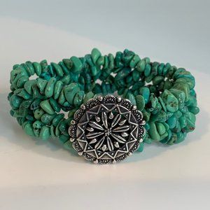 Carolyn Pollack 925 Green Turquoise Chip Stretch Bracelet